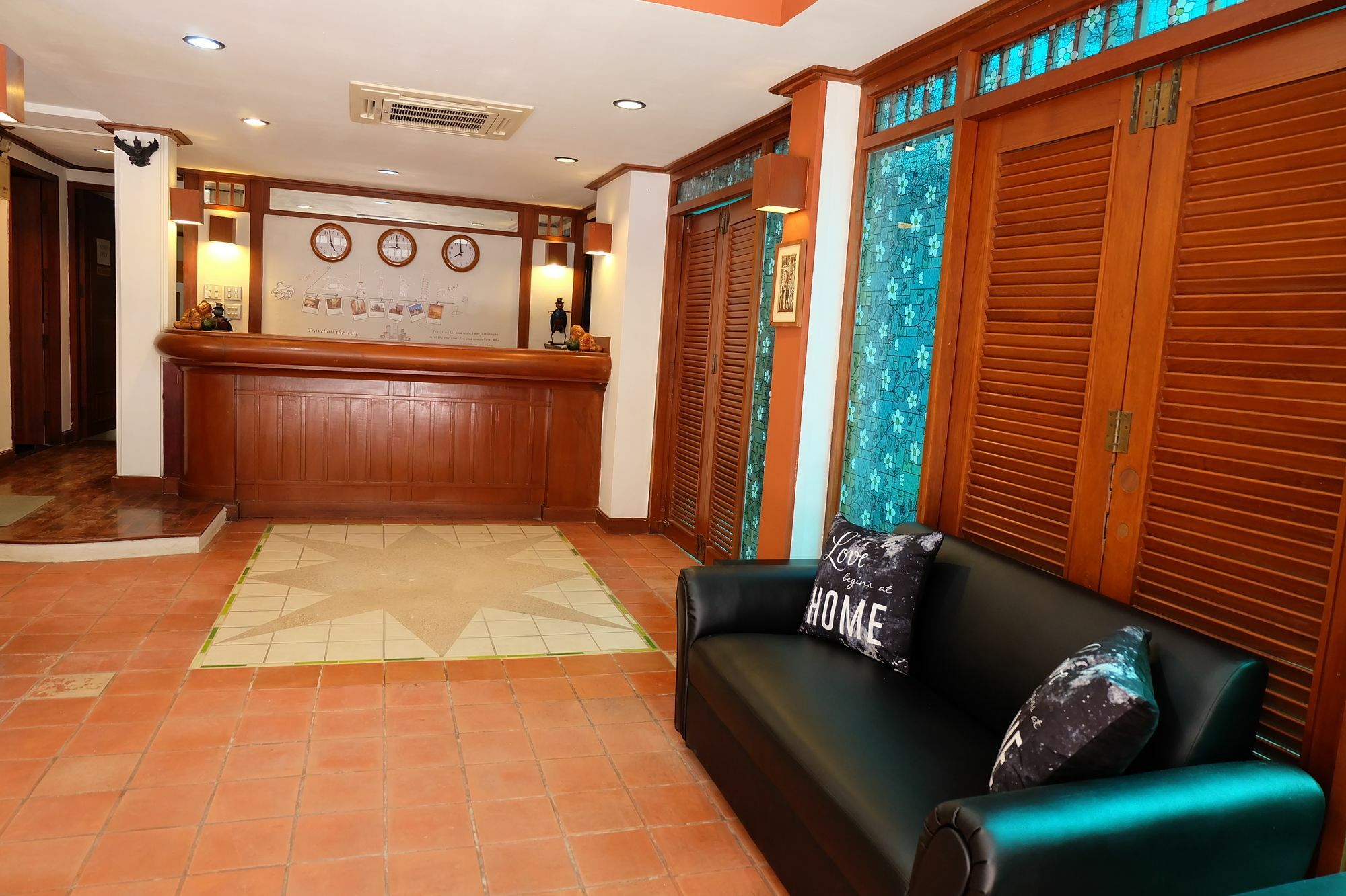 Kaneng Guesthouse HHQ Extérieur photo